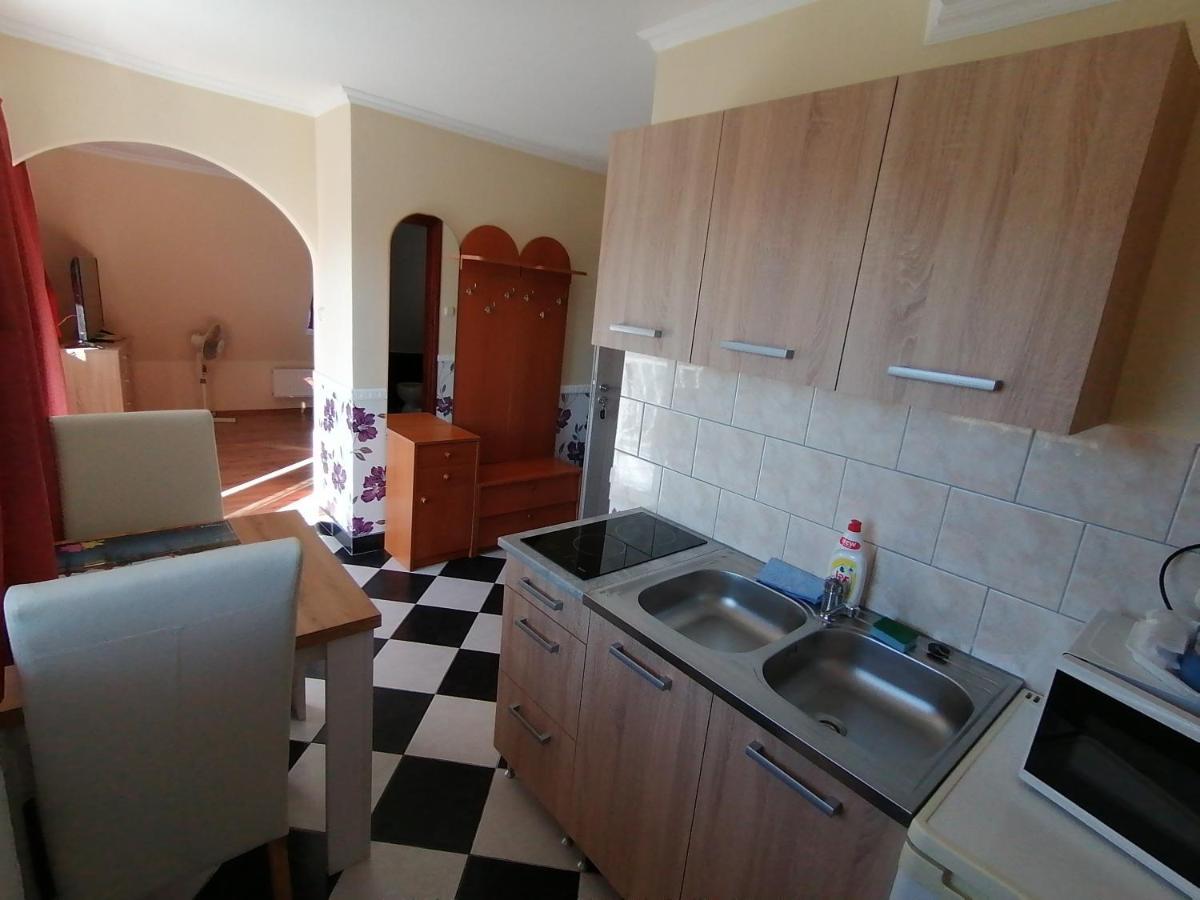 Magdalena Apartmanház Heviz Exterior foto