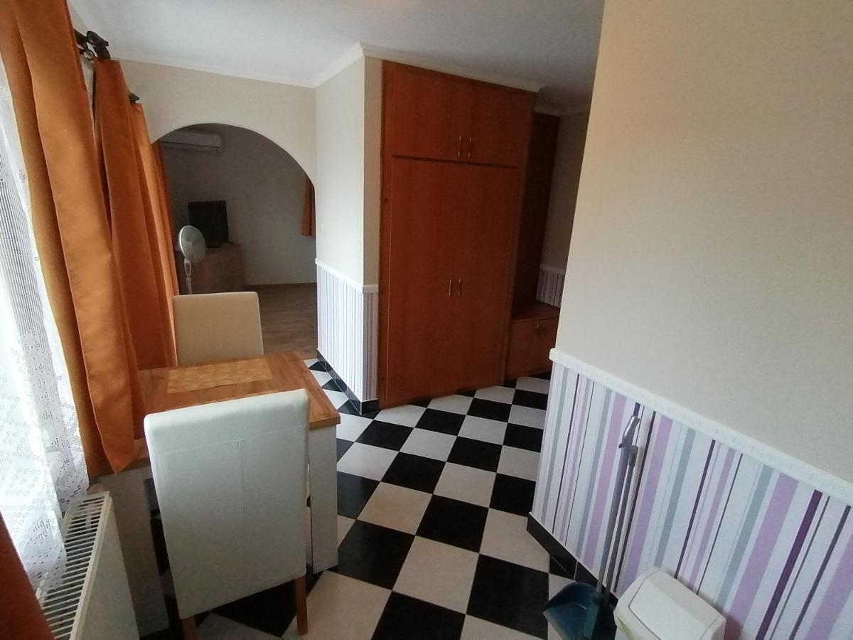 Magdalena Apartmanház Heviz Exterior foto