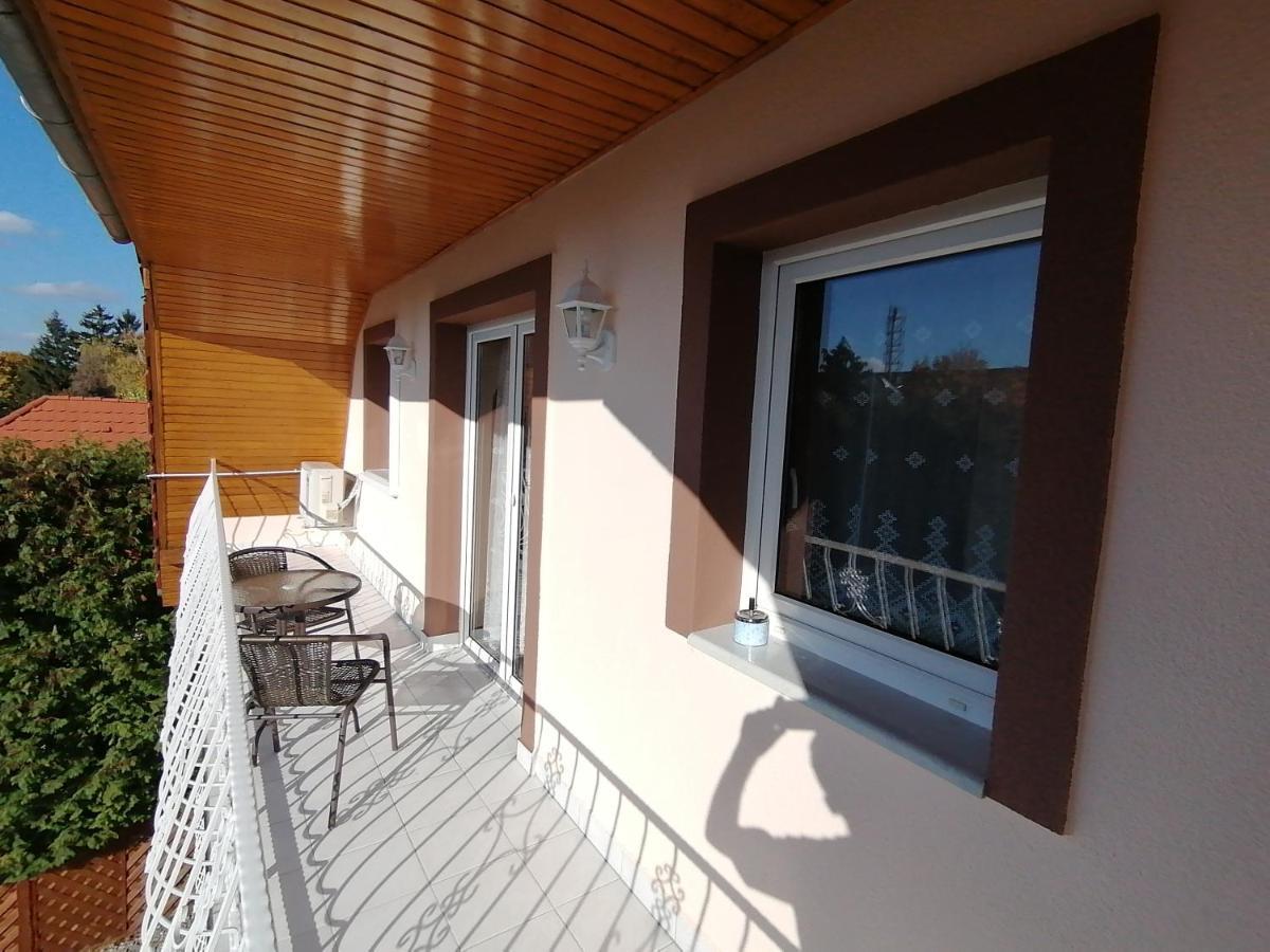 Magdalena Apartmanház Heviz Exterior foto