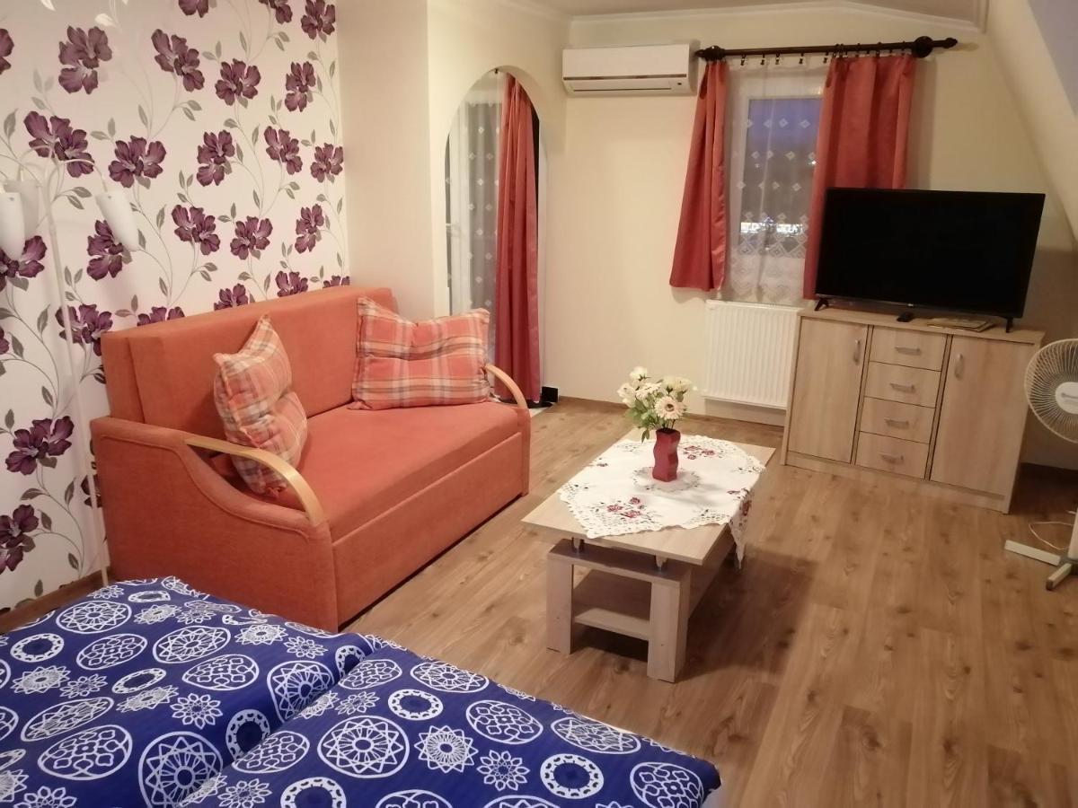 Magdalena Apartmanház Heviz Exterior foto
