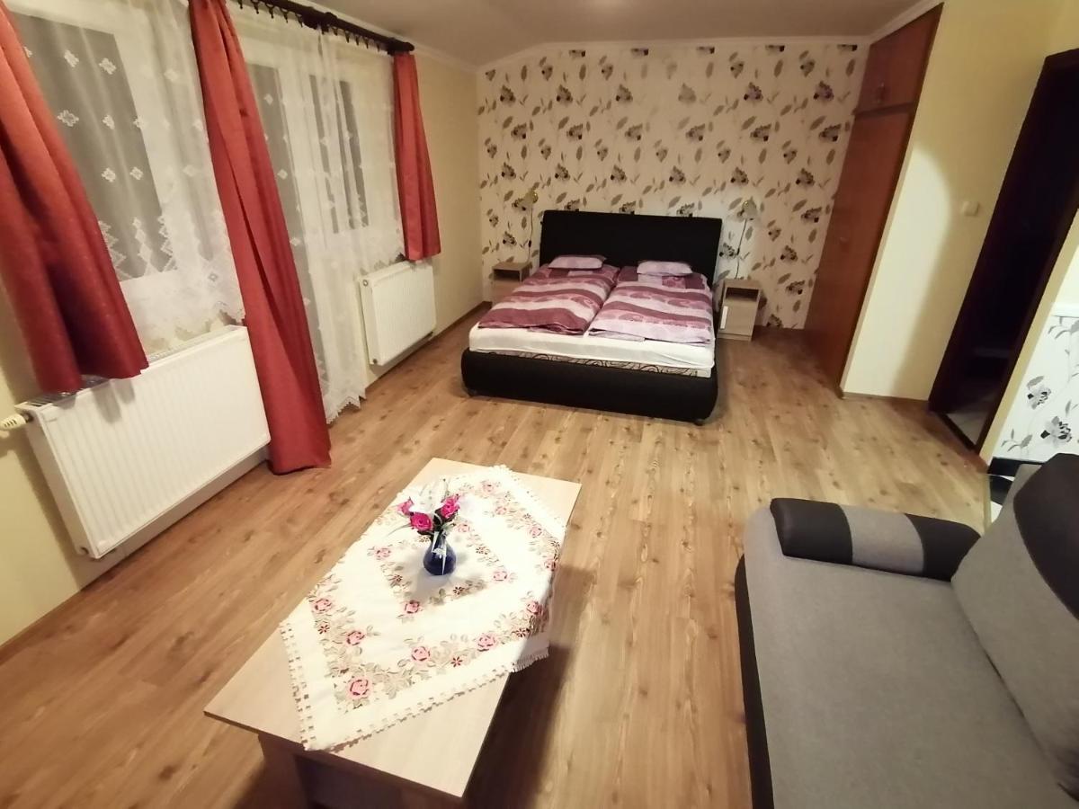 Magdalena Apartmanház Heviz Exterior foto