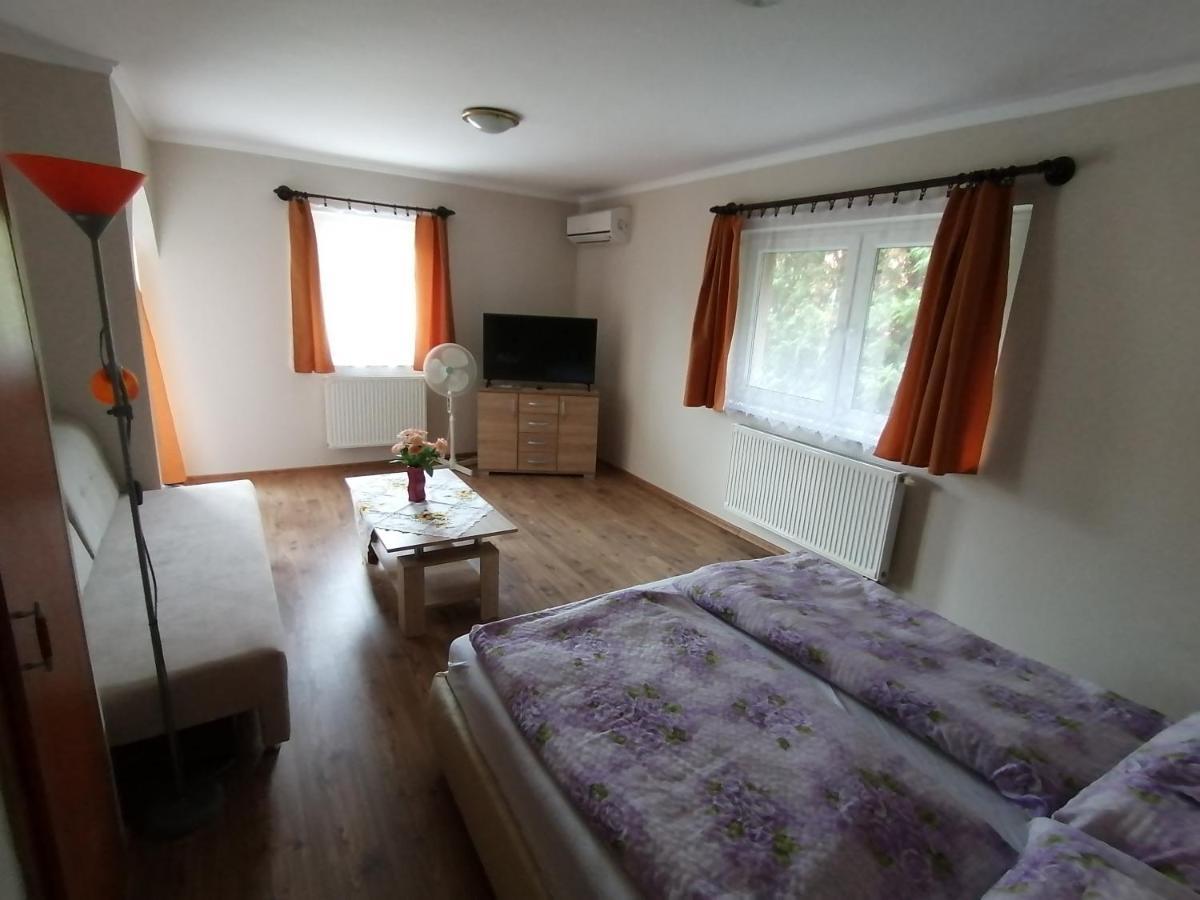Magdalena Apartmanház Heviz Exterior foto