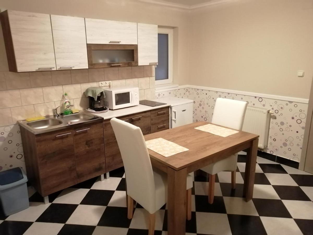 Magdalena Apartmanház Heviz Exterior foto