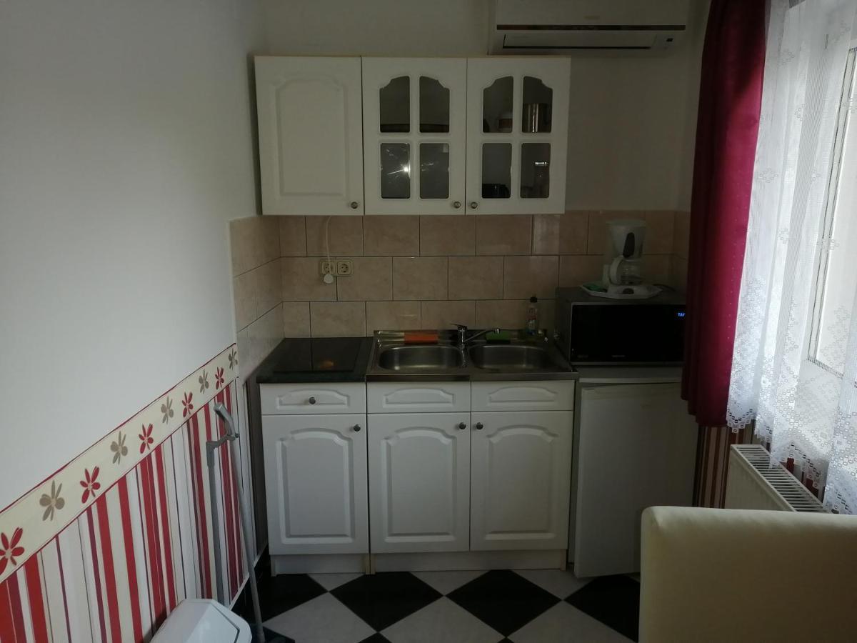 Magdalena Apartmanház Heviz Exterior foto