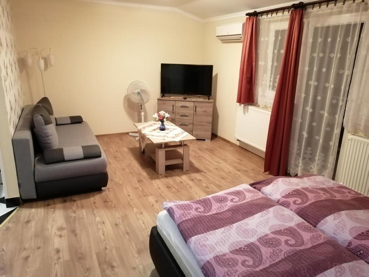 Magdalena Apartmanház Heviz Exterior foto