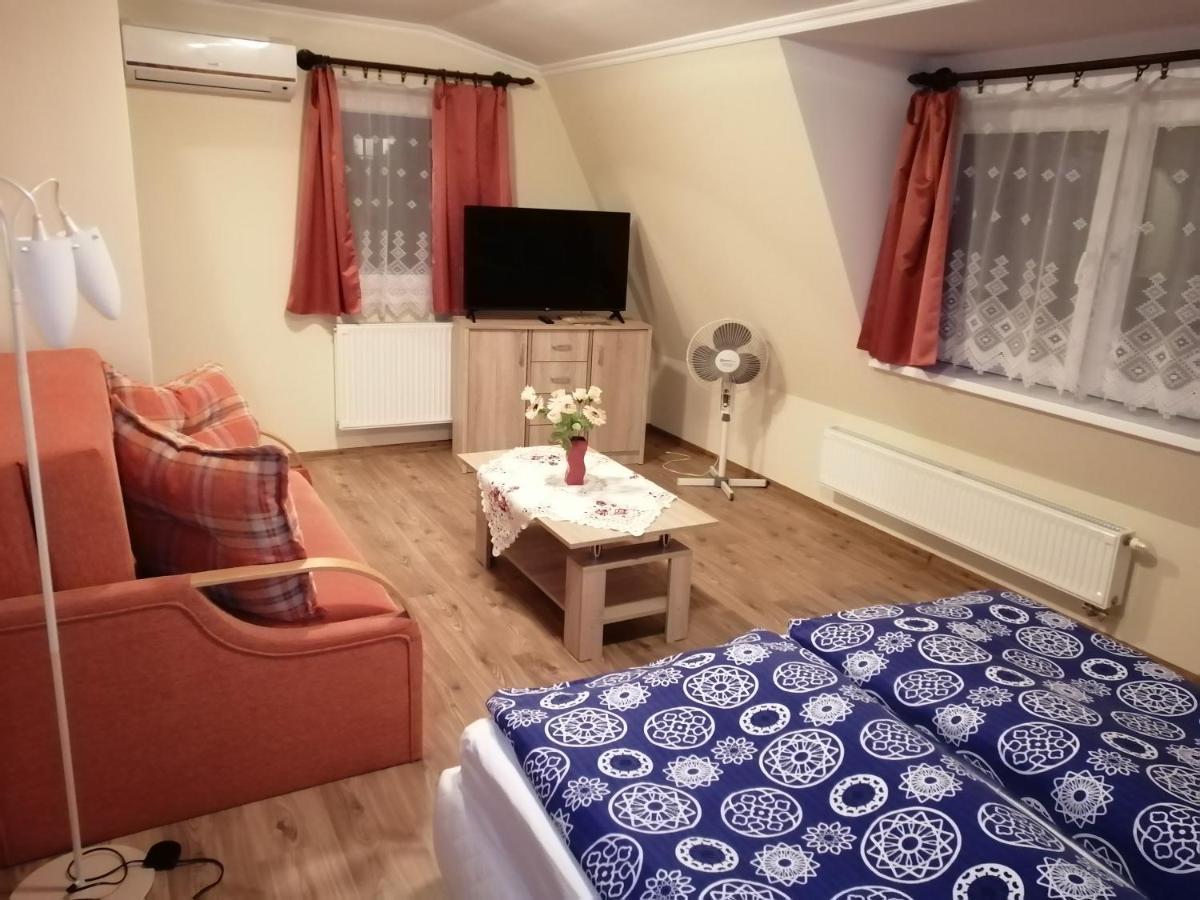 Magdalena Apartmanház Heviz Exterior foto